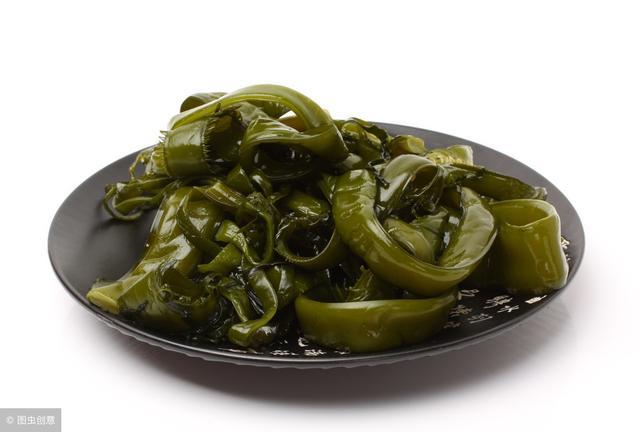 甲亢是什么病,跟吃太多碘有关系吗?医生坦言: