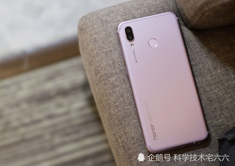 红米手机用上Type-C接口,雷军表示领先友商两