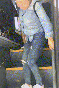 躲躲什么成语_成语故事图片