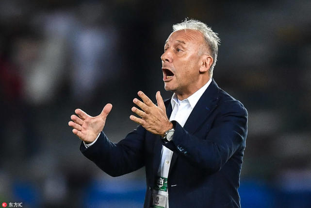 央视:扎切罗尼的战术不明确 阿联酋该想念海湾