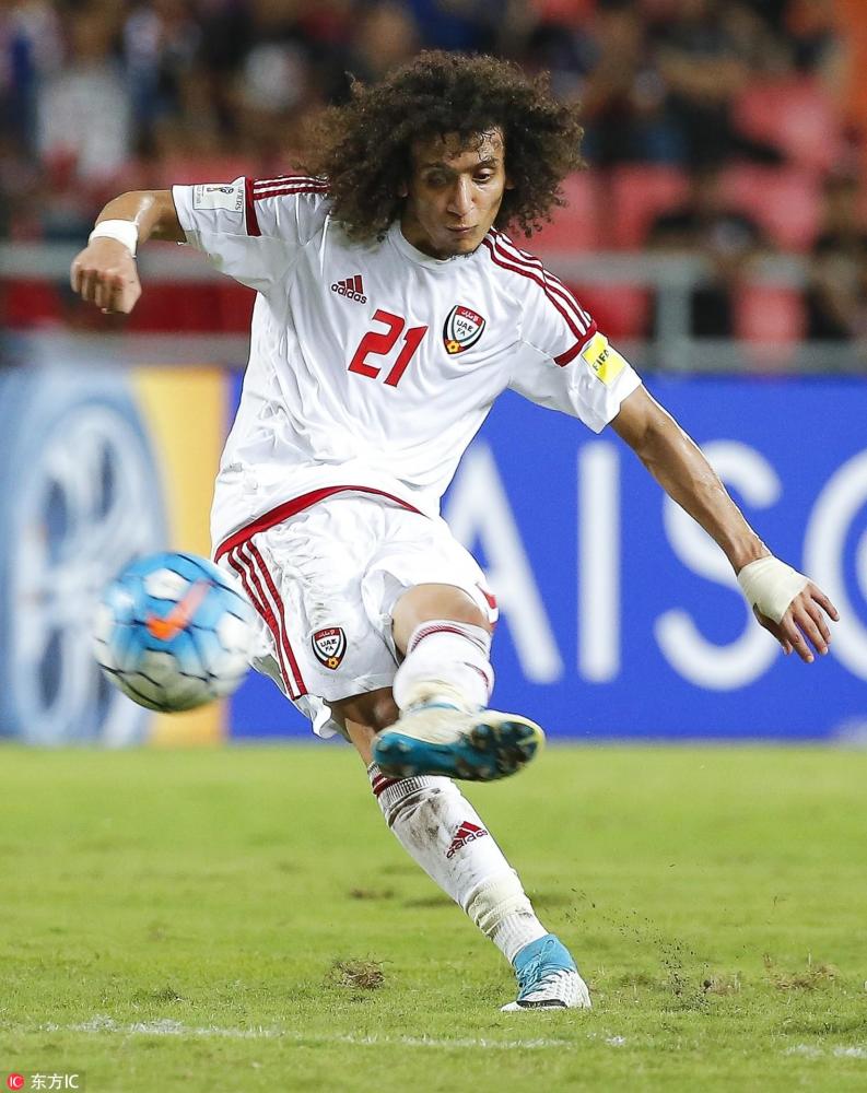 海湾梅西为钱糟蹋天赋?奥马尔:我爱足球 但钱