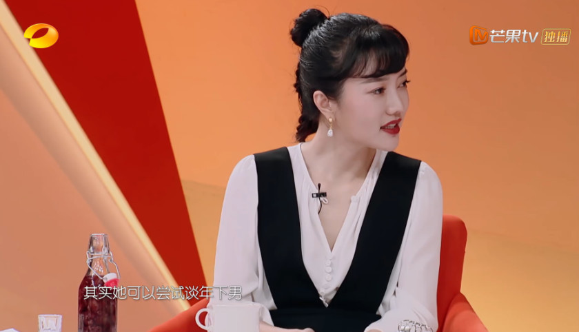 刘欣然建议吴昕谈年下恋,秦海璐却一针见血说