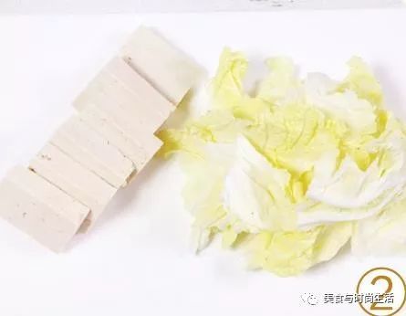 渔家白菜烧豆腐,可以满足人体多种营养需求,简