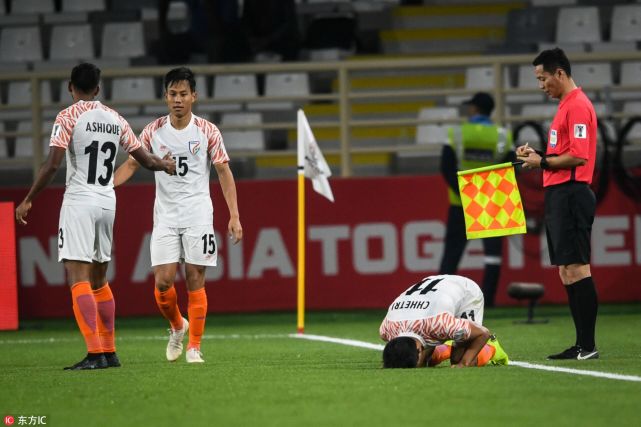 你眼中的亚洲弱旅都赢球了 我们错怪国足了?!