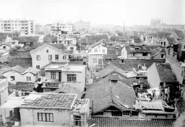 天山棚户区变迁解开上海人均住房面积增长8