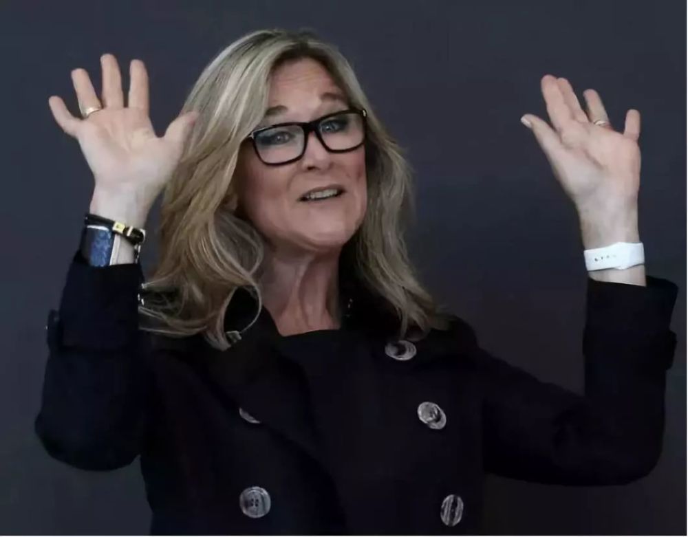 库克甩锅中国人没钱买苹果了?事实果真如此吗