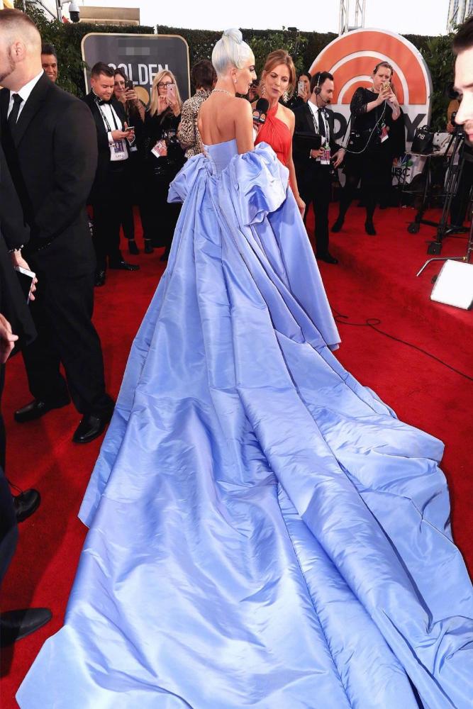 金球奖获奖名单出炉,雷迪嘎嘎一身打扮价值不