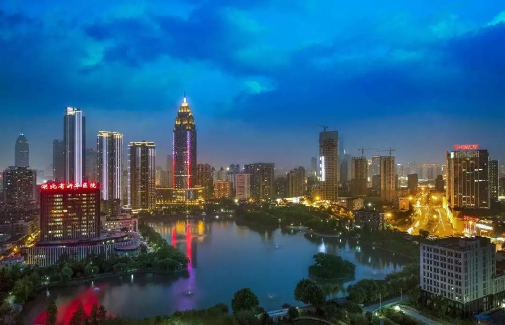硚口区:原来我是金牛座(武汉区域星座查询表烫手出炉)
