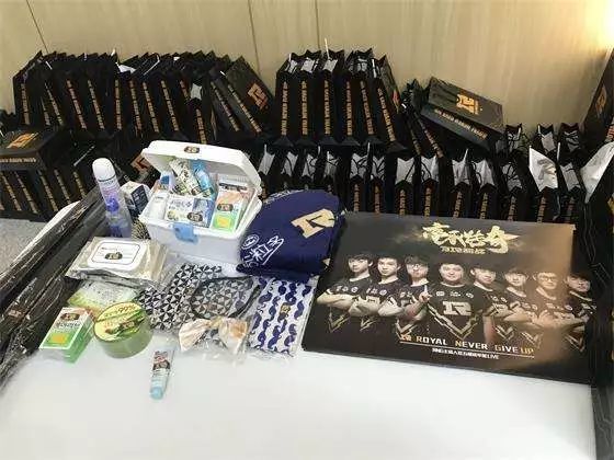 电子竞技是原罪还是选择用爱发电,电竞粉丝