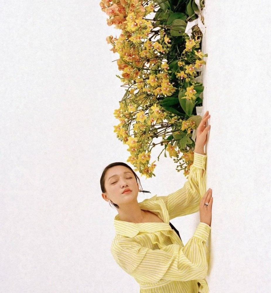 本以为周迅穿草戴花够个性,不料高级脸的陶虹