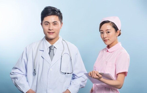 儿童化痰药氨溴索和氨溴特罗有何区别?看看医