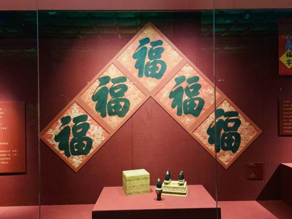 跟着故宫大咖穿越紫禁城,探秘清朝第一家庭的