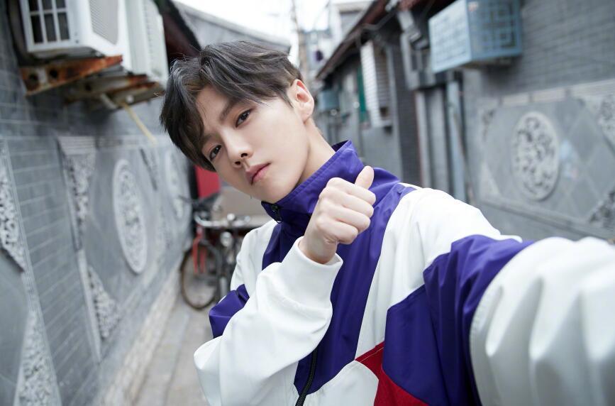 Lstars背后老板竟是鹿晗 热衷吃鸡直播收入捐赠