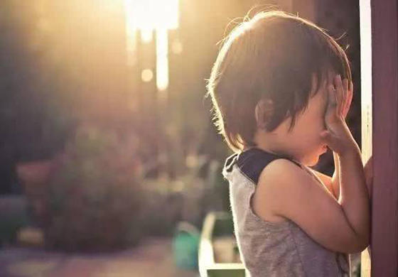 隔代抚养毁掉孩子一生?祖辈的爱应适可而止