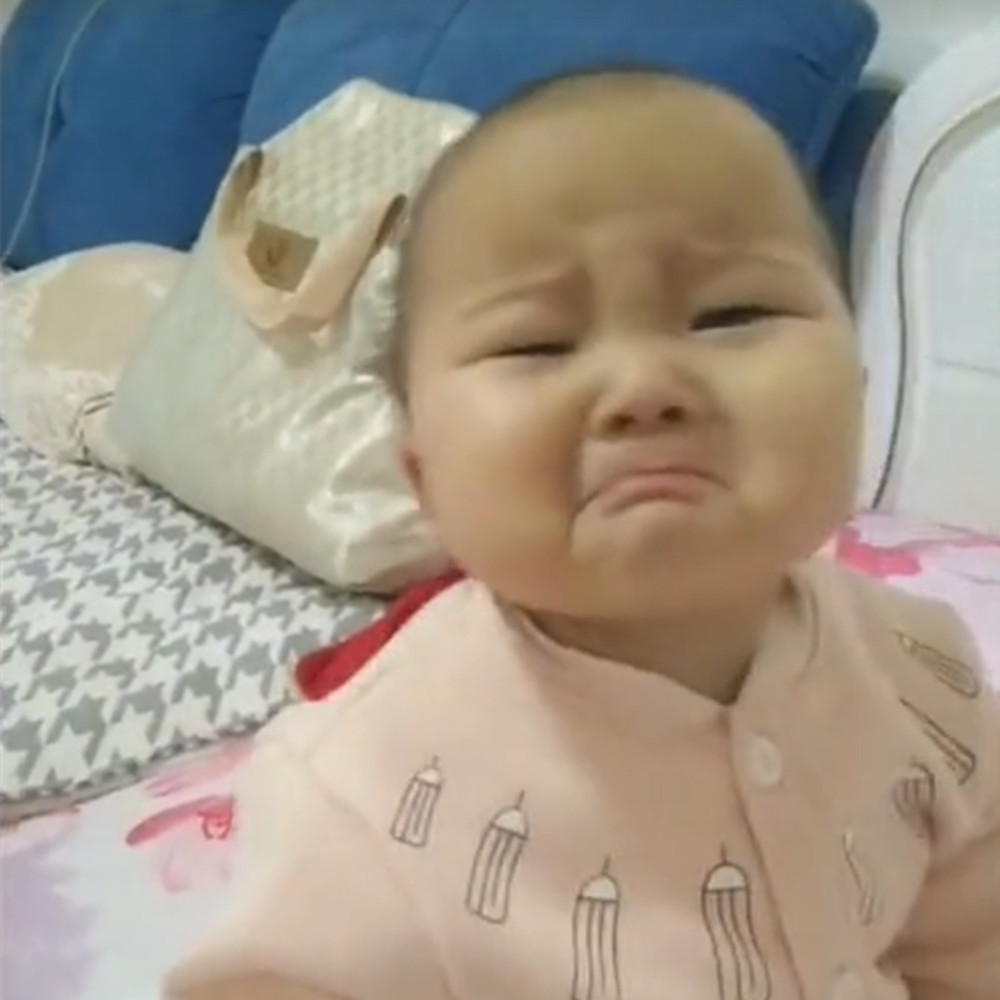 妈妈一放这首歌,3个月的宝宝就这个表情,网友