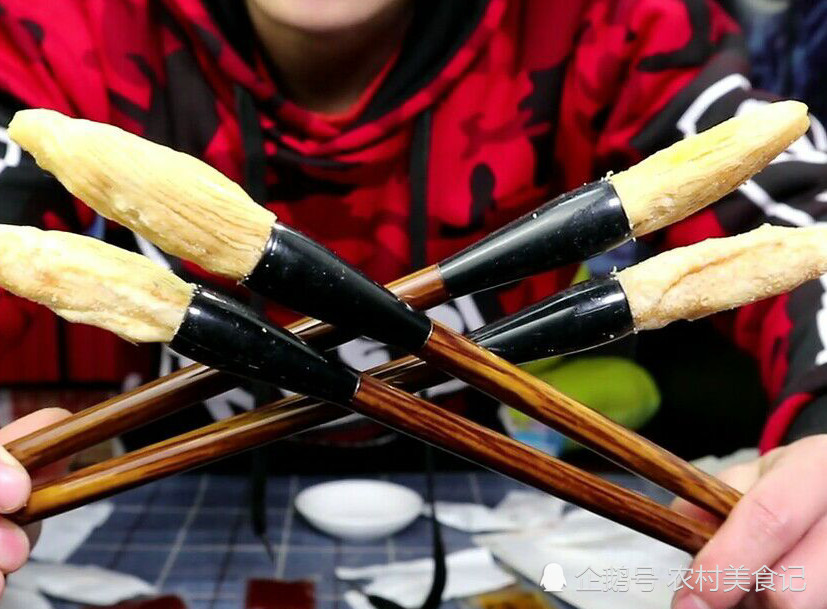 吃货明试吃毛笔酥,原来一百多现在只要三十,网