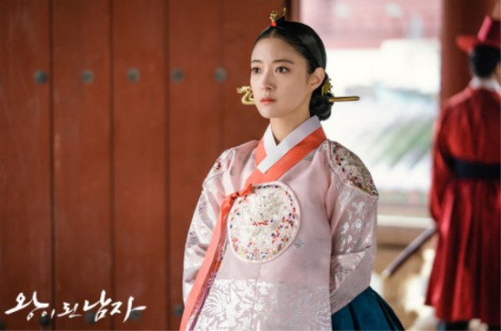 《双面君王》李世英与艺人吕珍九强烈的首次见