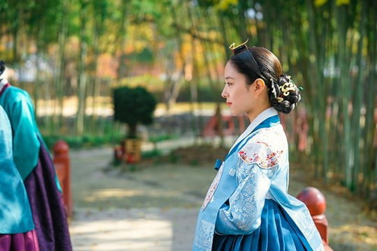 《双面君王》李世英与艺人吕珍九强烈的首次见