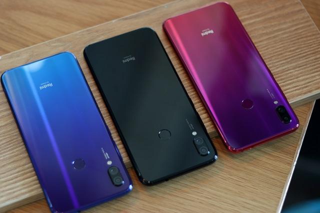 小米把玻璃手机玩出新花样,红米Note7正式发布