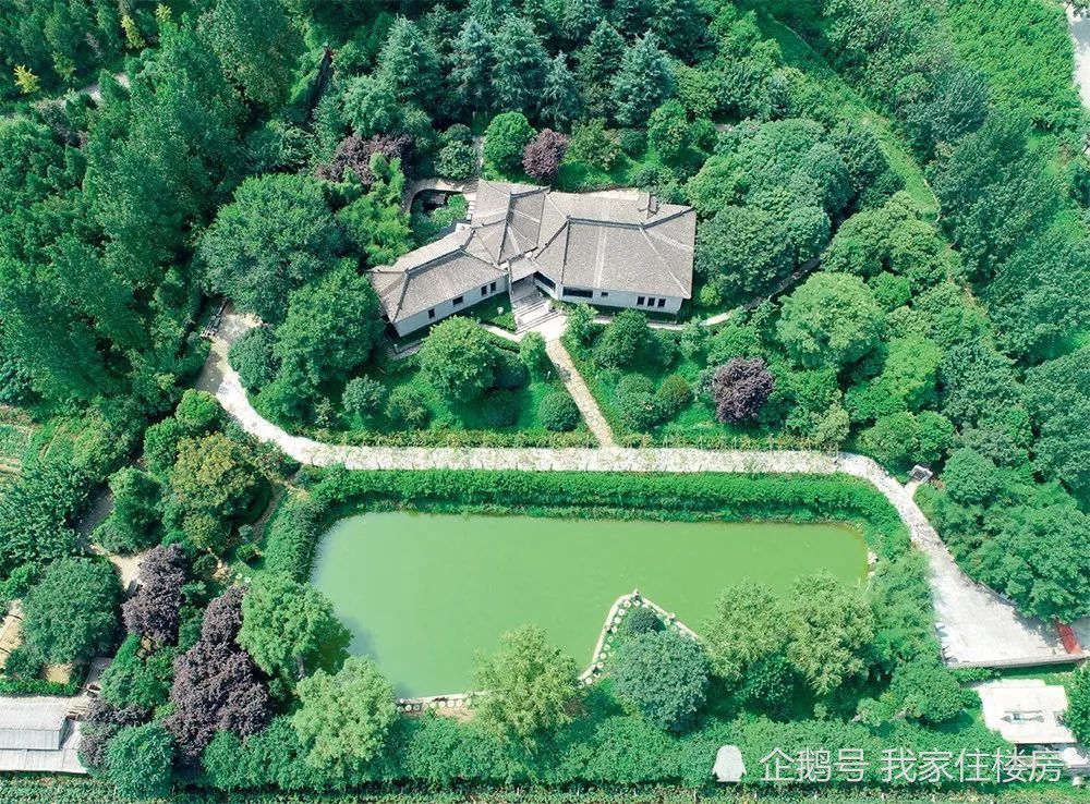 秦岭最大的违建别墅"陈路超大违建别墅(拆除前的航拍照片)