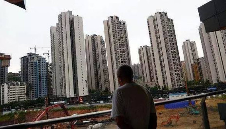 北京户籍人口2018_北京常住人口猛增 报告指不能马上取消户籍限制