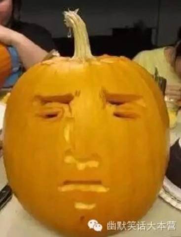 网友制作的南瓜灯,简直丧心病狂哈哈哈哈