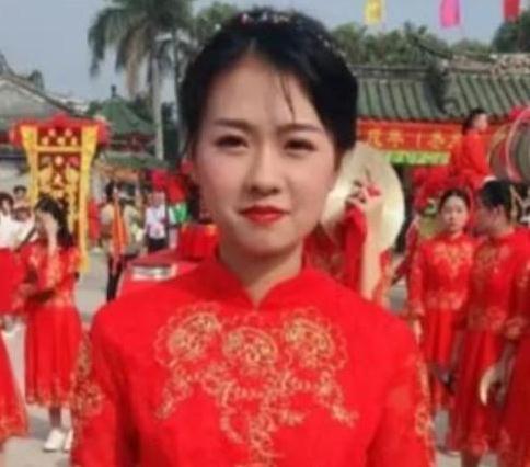 抖音"潮汕美女"翁佳娜走红,为何人人都爱翁佳娜?