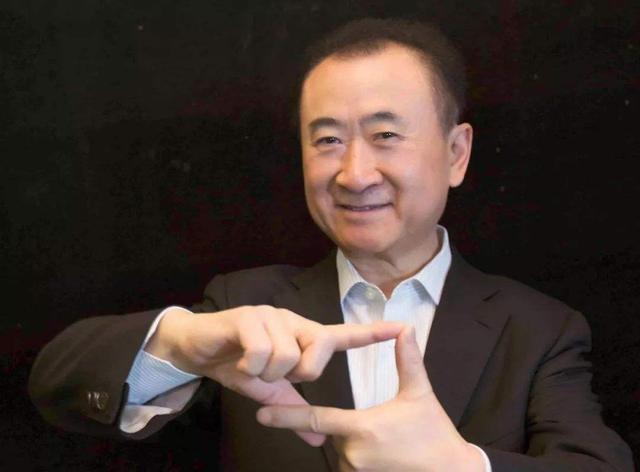 为借钱创业,在银行门口等行长足足等了7天,今