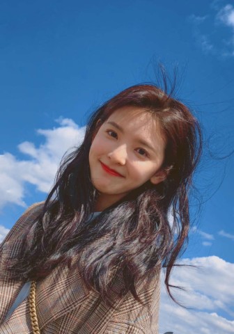 韩网纷纷期待她演韩剧女主,多次因为美貌上热搜,章若楠是有多美