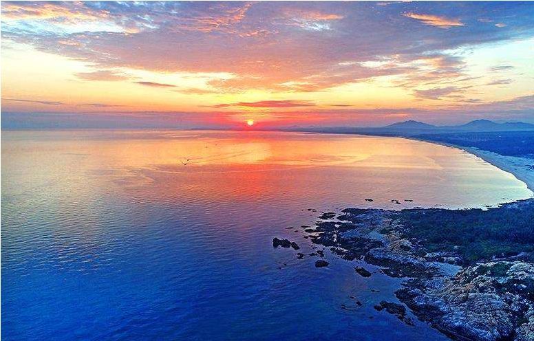 迎风踏浪,冬天的海南依然如夏天明媚
