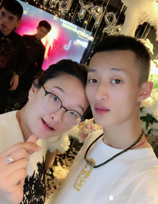 天道老婆vs张二嫂老婆,对比之下立显人品,网友:高看你