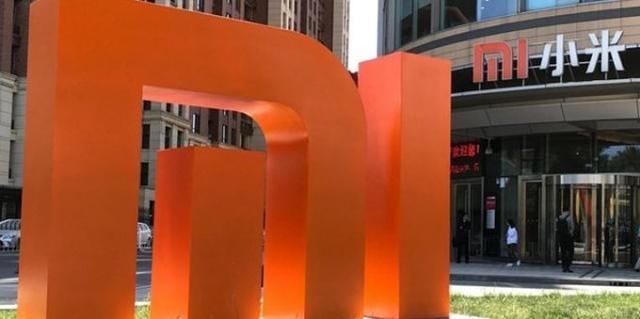 雷军在红米发布会上怒怼友商,2019年没过几天