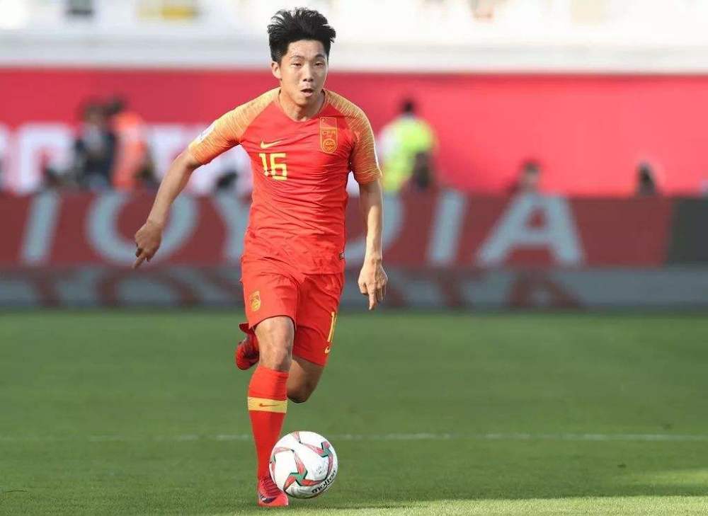 国足中韩之战留隐患 金敬道成中泰之战右翼首