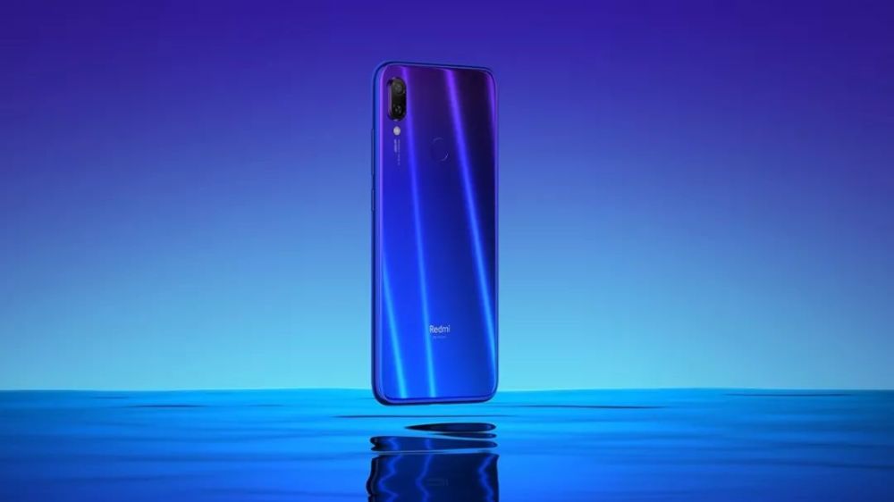 对标三星华为5G折叠屏手机将至;卢伟冰自曝红