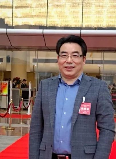 福建进入两会时间 福州新阶层人士激情赴会建