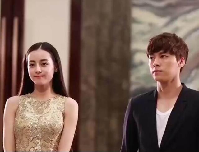 李易峰才是钢铁真直男,面对热巴女神的甜撩,一