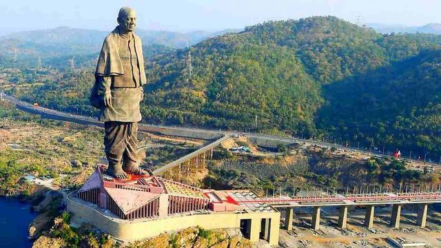 印度人最嫌弃的雕像,只因有中国制造标识,网友