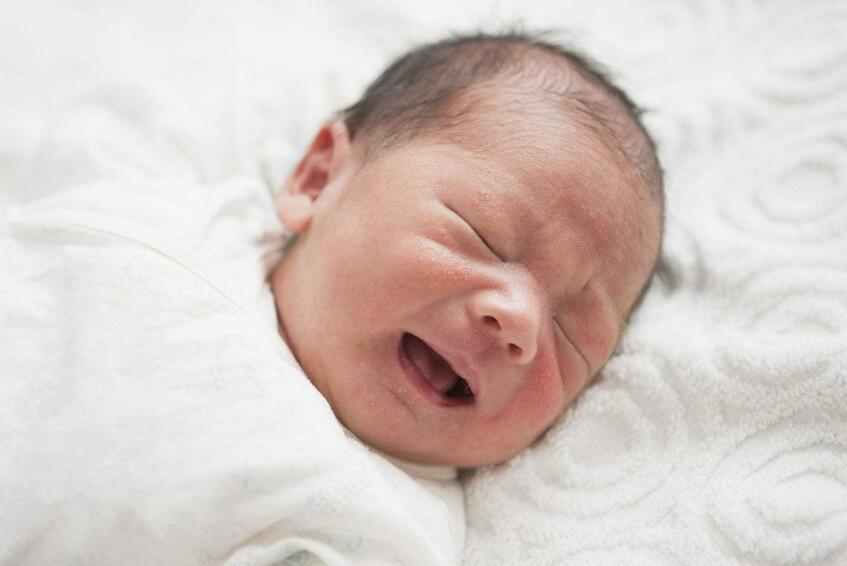 宝宝好不好带,出生头两天看这个特征就能看出