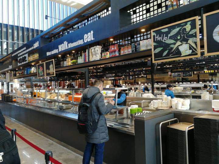 沙特华为食堂再次刷爆网络,让人泪流满面,怪不