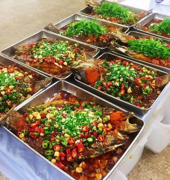 沙特华为食堂再次刷爆网络,让人泪流满面,怪不