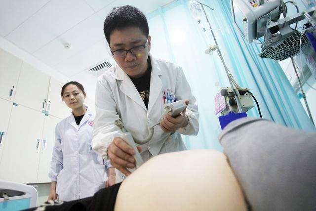 在分娩时,你能接受男医生来接生吗?看看过来人的经历
