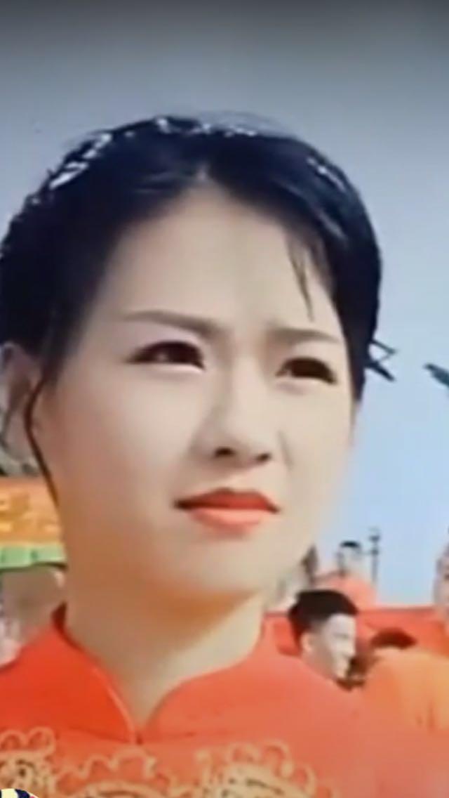 翁佳娜:你会是中国第五大美女吗?