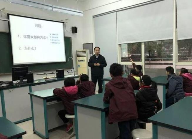 这所头像近200位网友女生,进家长开课,学校:别可爱双马尾博士小学图片
