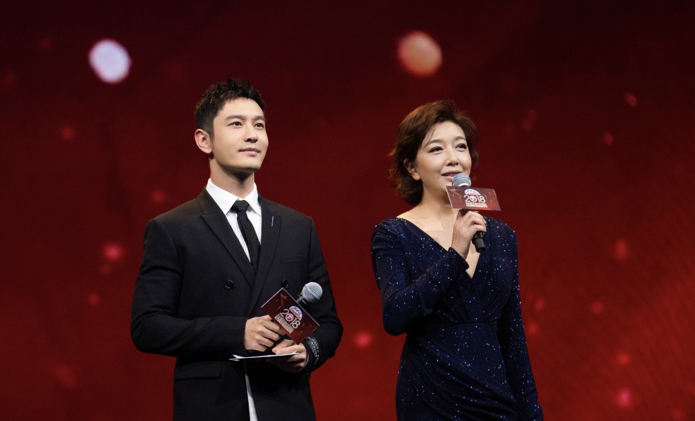 黄晓明为了身高拼了?粉丝口中的实情却让人