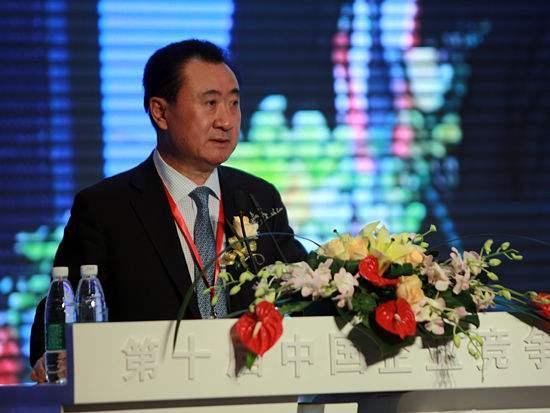 为借钱创业,在银行门口等行长足足等了7天,今