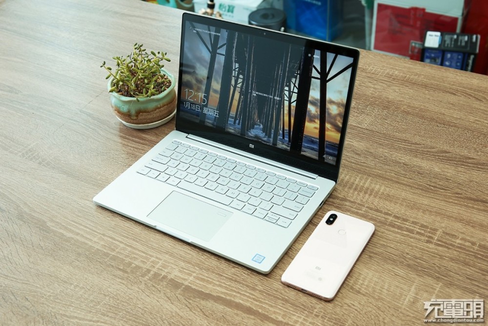 小米笔记本Air全程充电测试:功率高达50W