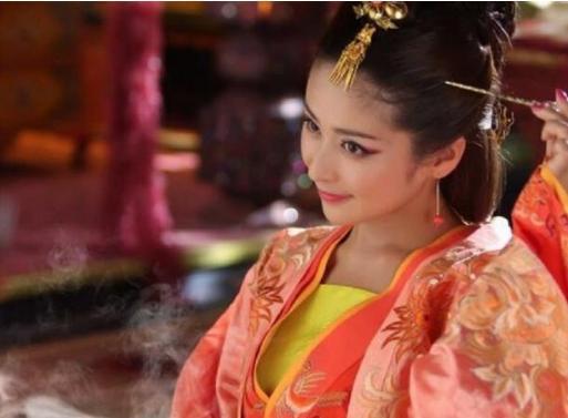同是饰演"妲己",吴谨言清纯颖儿妖媚,唯独她最经典!