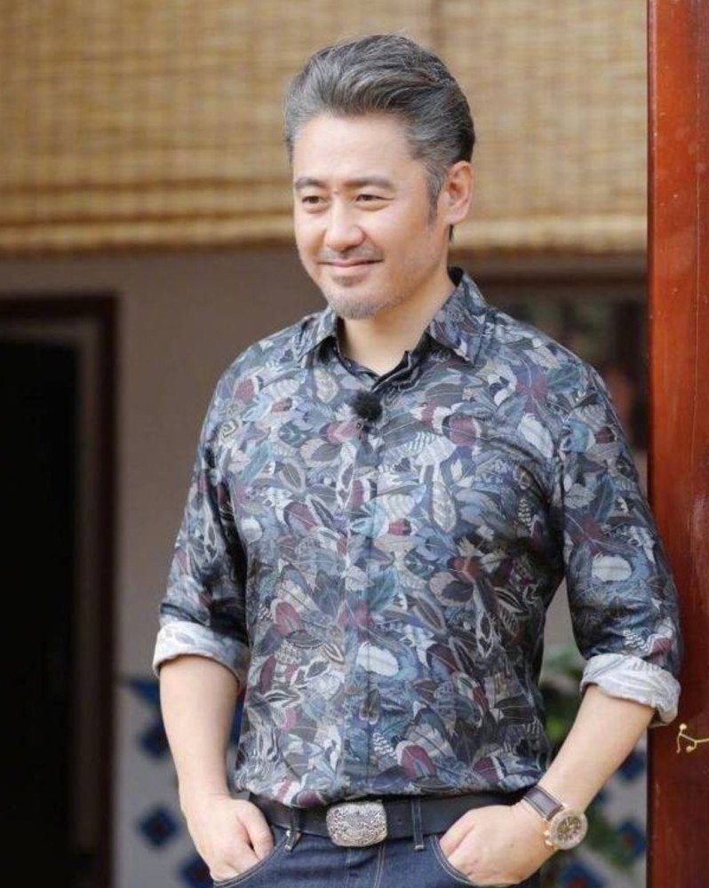 吴秀波经纪人称不再回应以律师声明为准,妻子