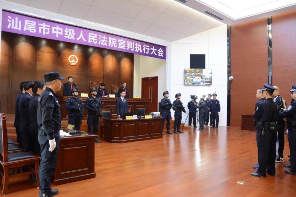 汕尾市中级人民法院于在陆丰市人民法院大法庭对唐亚护,黄壮雄,陈庆泉