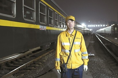 2019年春运将开启 聚焦铁路摆渡人